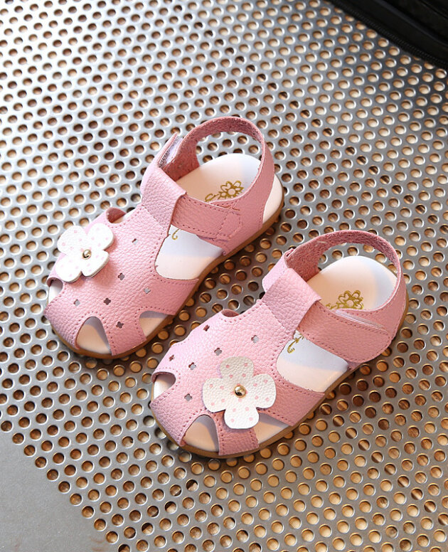 Fashion Solid Color Baotou Children Flower Leather Sandals