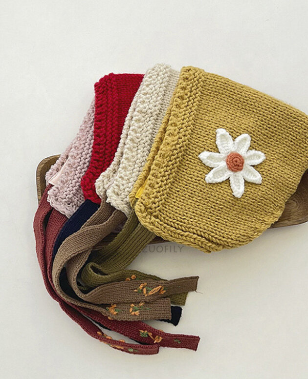 Children's Hats In Winter Warm And Thickened