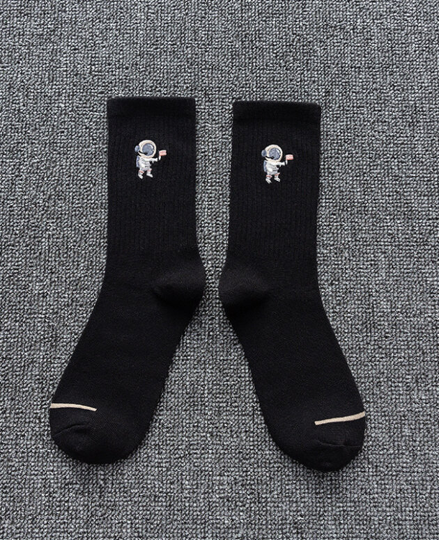 Embroidered cotton socks astronaut all-match socks sports socks
