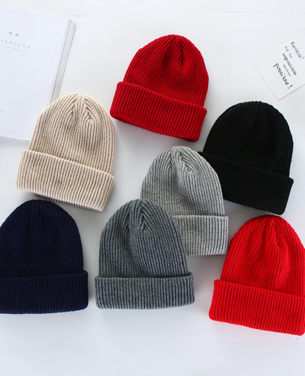 Men's and women's curling fashion hats