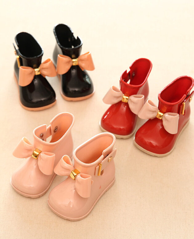 Bowknot boots for children
