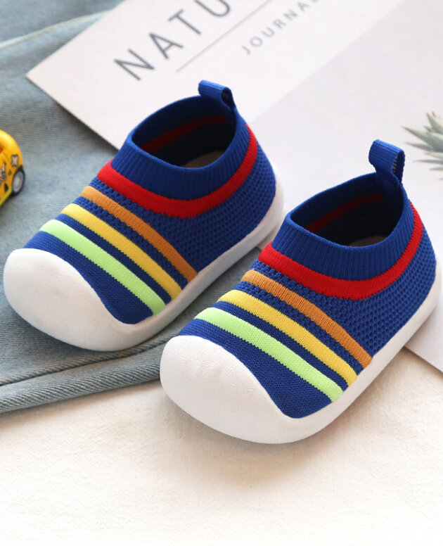 Children flying knit socks shoes