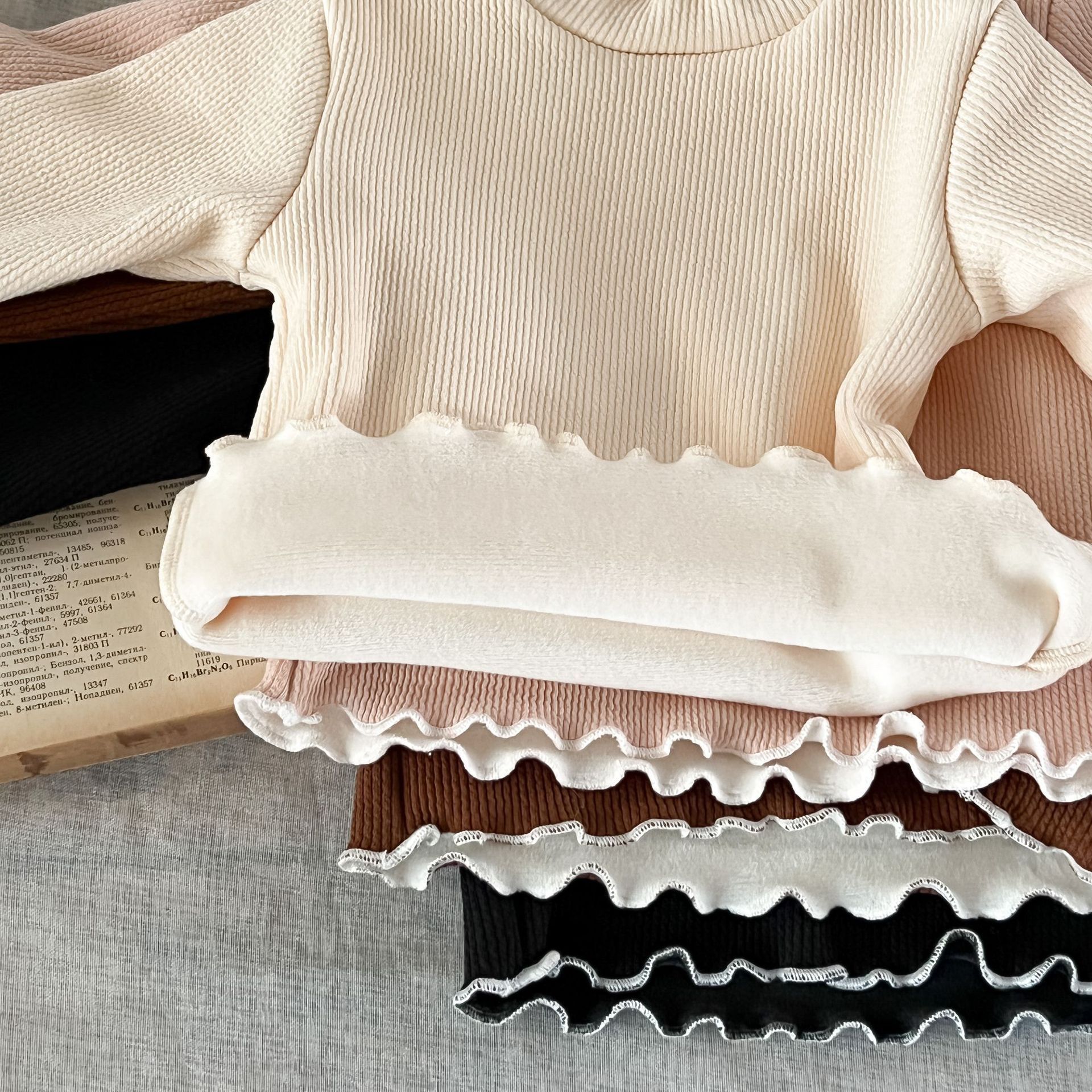 Boys And Girls' Long Sleeved T-shirts - Image 8