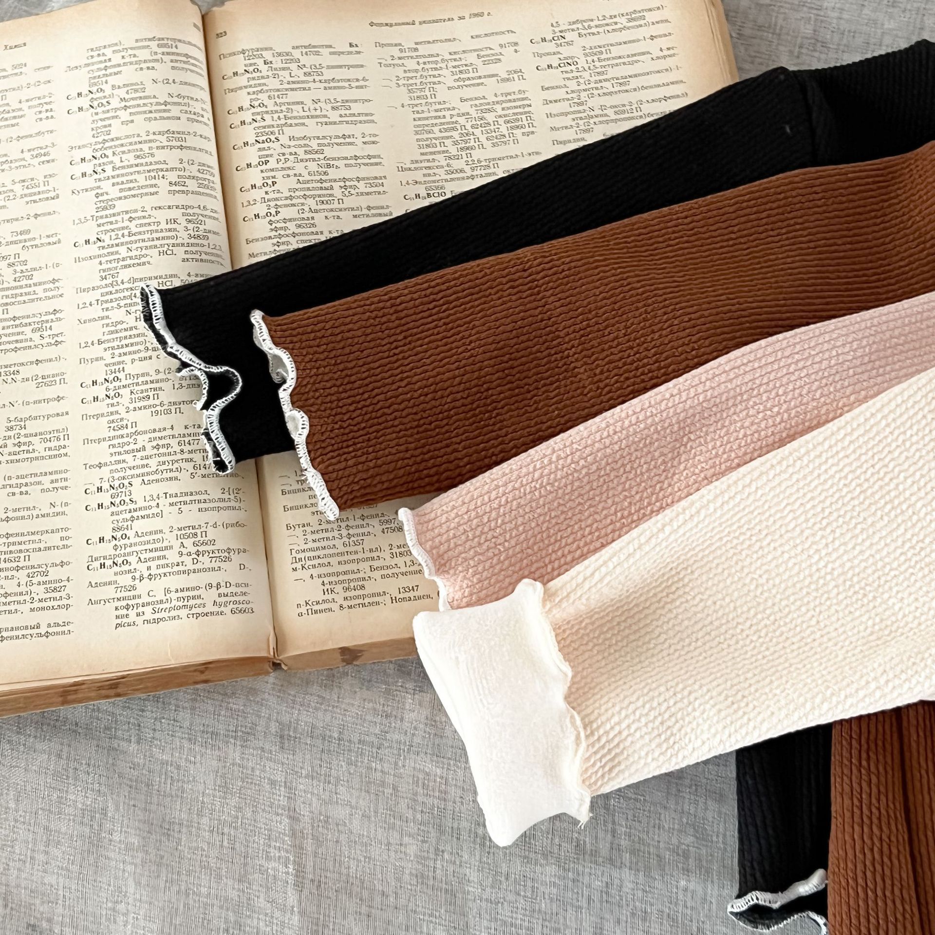 Boys And Girls' Long Sleeved T-shirts - Image 6