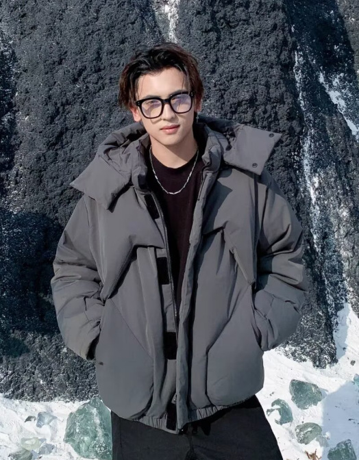 The Trend Of Young Students Wearing Loose Bread Jackets With Love - Image 7